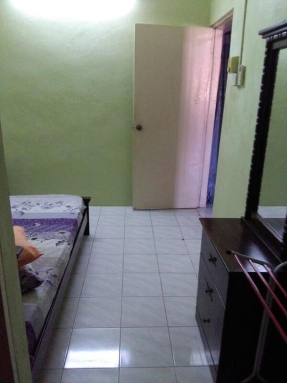Homestay Deenaz Utara *