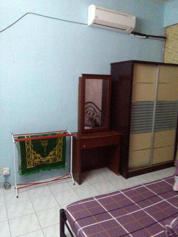Deenaz Utara Alor Setar